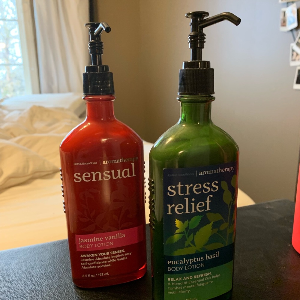 Never used lotion set